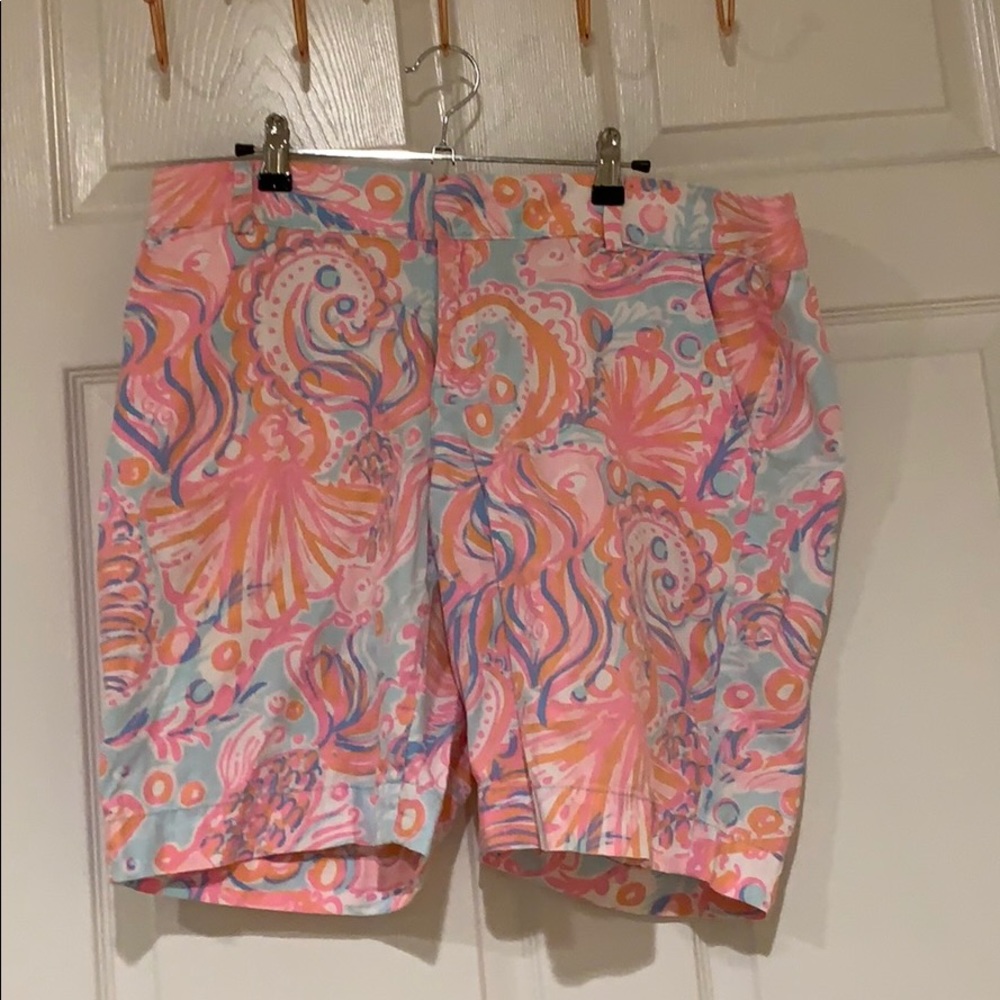 Lilly Pulitzer Chipper Bermuda shorts size 16-Rare